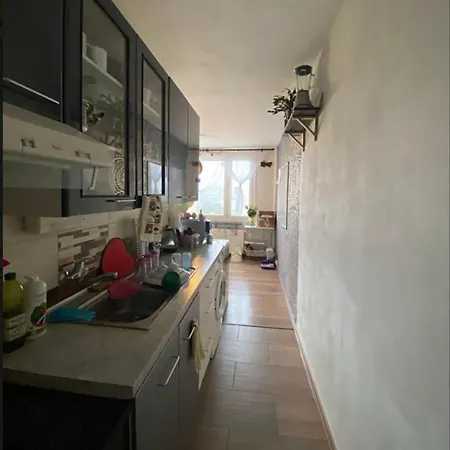 Séjour chez l'habitant Non-passable Rooms, Stanning View, Last Floor, Close To Metro, Near Center, Balcony *